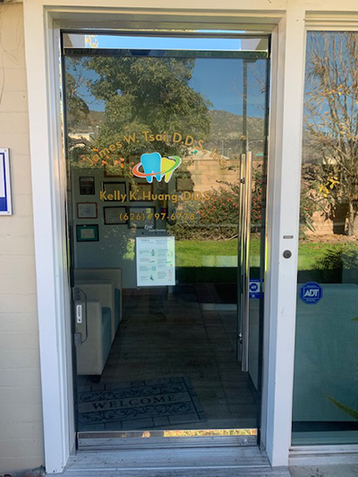 Dentist in Pasadena